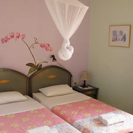 Niki Hotel